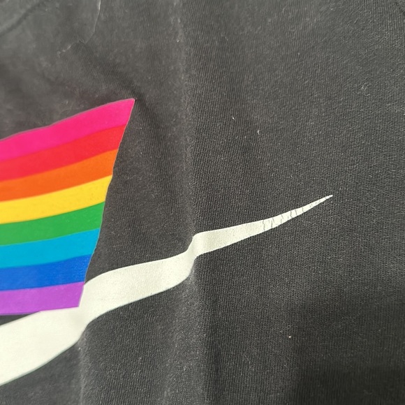 Nike Dri-Fit Pride Tee - Picture 4 of 6